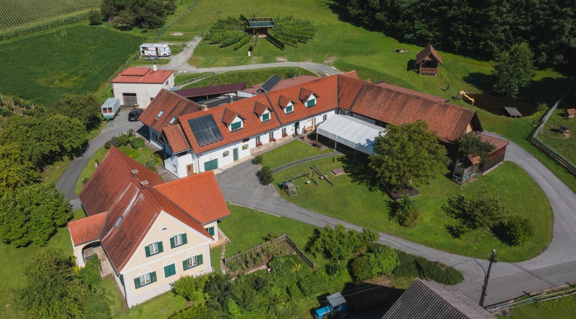 Winzerhof Strablegg Villa Großklein Buitenkant foto